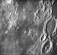 Fig0104(Ranger7 1st picture of moon)