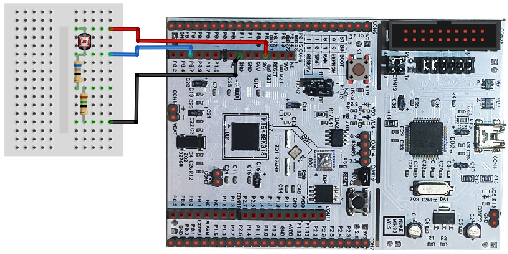 mik32_lux_plate.png